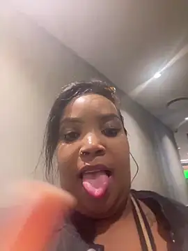 Snapshot of friendlybitch22 chatting on 03-19-26, 10:58 friendlybitch22 online show from 03-19-26, 10:58