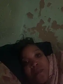 Snapshot of friendlybitch22 chatting on 04-08-26, 03:28 friendlybitch22 online show from 04-08-26, 03:28