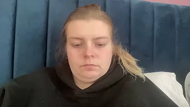 Ellarose-xo online show from 03-02-26, 01:29