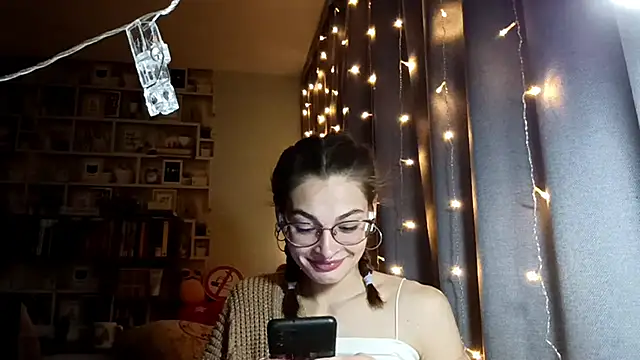 Snapshot of JInaMillsap chatting on 03-04-26, 09:15 JInaMillsap online show from 03-04-26, 09:15