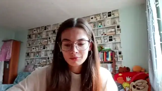 Snapshot of JInaMillsap chatting on 03-20-26, 04:06 JInaMillsap online show from 03-20-26, 04:06