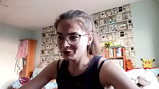 Snapshot of JInaMillsap chatting on 04-13-26, 09:04 JInaMillsap online show from 04-13-26, 09:04