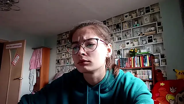 Snapshot of JInaMillsap chatting on 04-15-26, 06:09 JInaMillsap online show from 04-15-26, 06:09