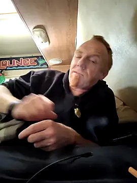 Snapshot of TitanGinger chatting on 03-02-26, 02:57 TitanGinger online show from 03-02-26, 02:57