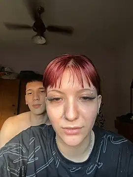 Snapshot of Foxxyice chatting on 03-04-26, 08:37 Foxxyice online show from 03-04-26, 08:37