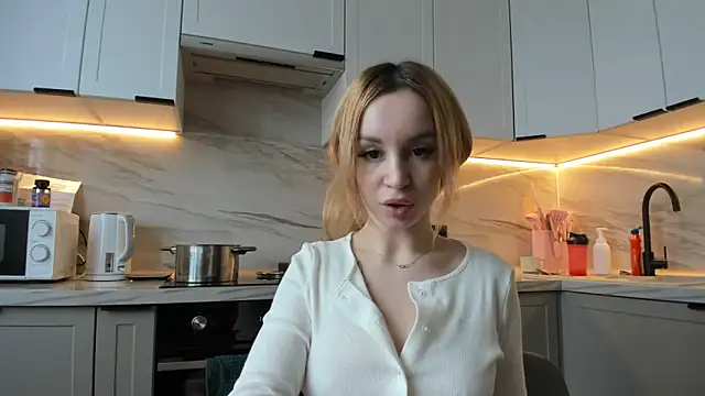 LinaKunilina online show from 03-02-26, 08:32