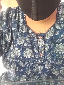 Snapshot of Tamillaxmi12 chatting on 03-19-26, 09:57 Tamillaxmi12 online show from 03-19-26, 09:57