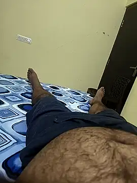 Snapshot of mylove202022 chatting on 03-18-26, 04:43 mylove202022 online show from 03-18-26, 04:43