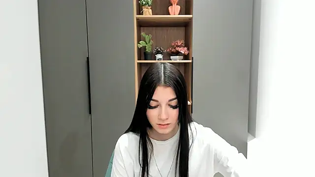 DevoraWitt online show from 03-05-26, 08:43