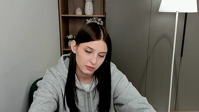 Snapshot of KerstinMaynor chatting on 03-04-26, 07:58 KerstinMaynor online show from 03-04-26, 07:58