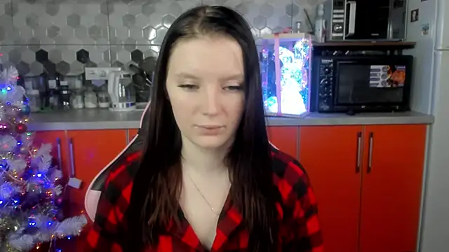 Mary Blu online show from 12-25-24, 05:37