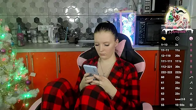 Mary Blu online show from 12-26-24, 12:25