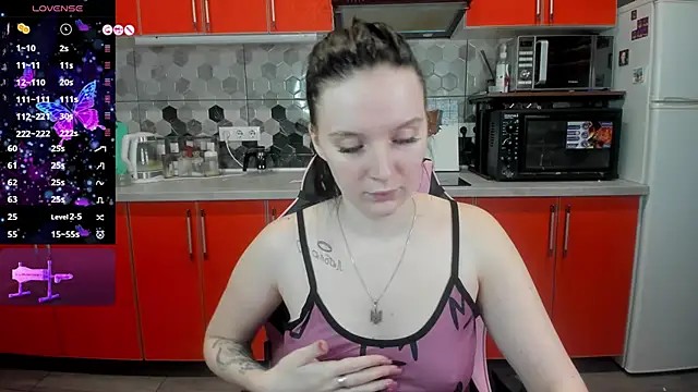 Mary Blu online show from 01-14-25, 02:19