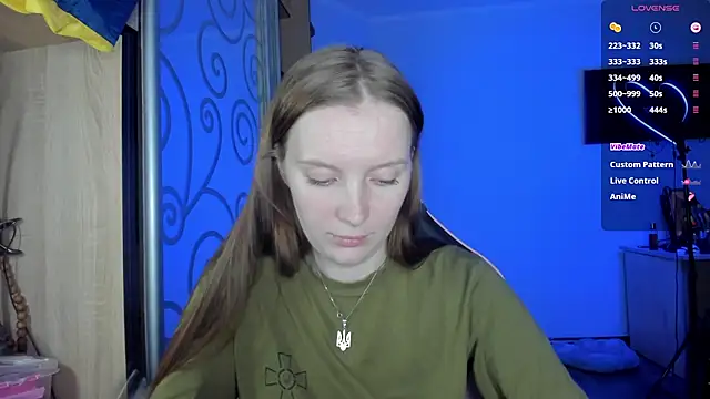 Mary Blu online show from 10-15-25, 07:14