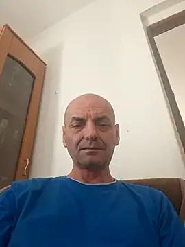 Adonisz1 online show from 03-06-26, 08:11