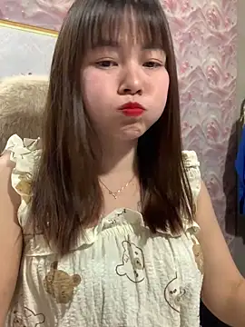 Little Muse78 online show from 03-12-26, 06:19