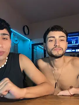 Snapshot of Lucasss2204 chatting on 03-18-26, 03:09 Lucasss2204 online show from 03-18-26, 03:09