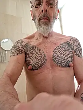 XXX666HEIL online show from 03-26-26, 11:27