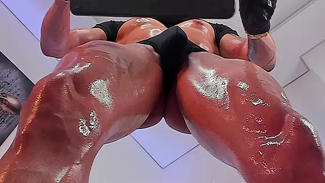 Angelo Varek online show from 03-05-26, 03:57