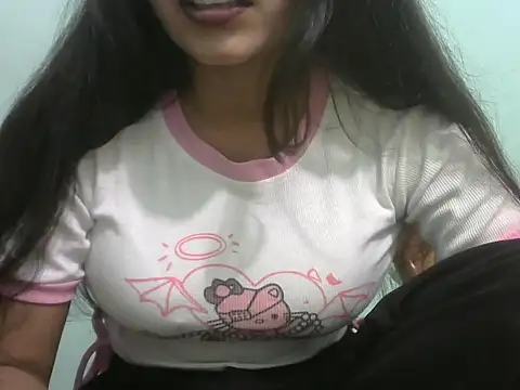 Snapshot of Lovely-Pandey chatting on 03-20-26, 05:29 Lovely-Pandey online show from 03-20-26, 05:29
