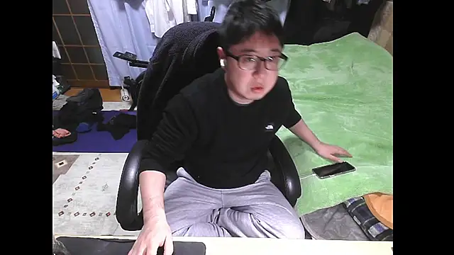 Snapshot of hide39 chatting on 03-14-26, 05:07 hide39 online show from 03-14-26, 05:07