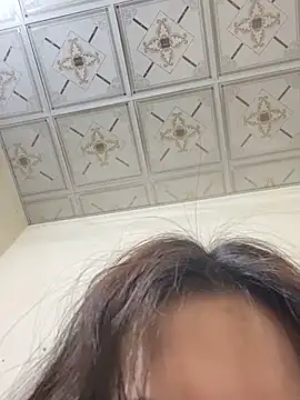 Snapshot of Lyn_baby chatting on 03-21-26, 05:56 Lyn baby online show from 03-21-26, 05:56