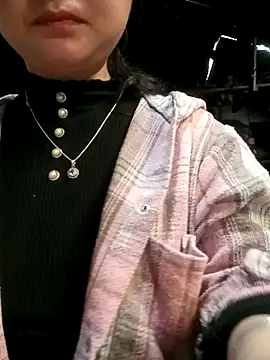 Snapshot of Curry032 chatting on 03-10-26, 05:12 Curry032 online show from 03-10-26, 05:12