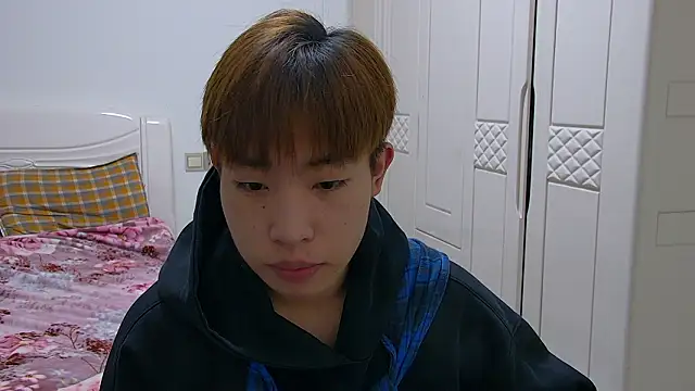 Similu-001 online show from 03-10-26, 08:52