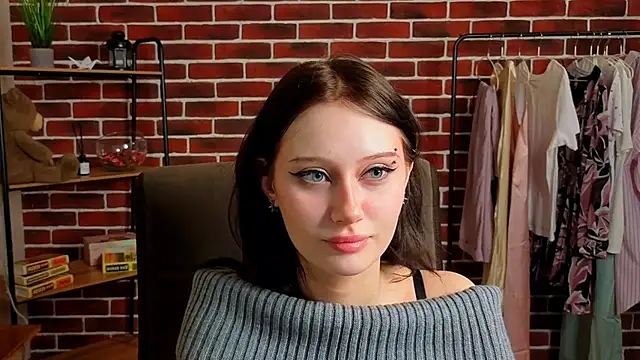 Snapshot of MargarettHampton chatting on 03-20-26, 02:55 MargarettHampton online show from 03-20-26, 02:55