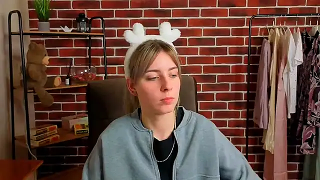 RebeccaaNelson online show from 03-23-26, 02:10