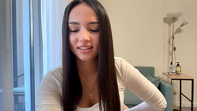 Snapshot of vixy_moon chatting on 04-10-26, 11:26 vixy moon online show from 04-10-26, 11:26