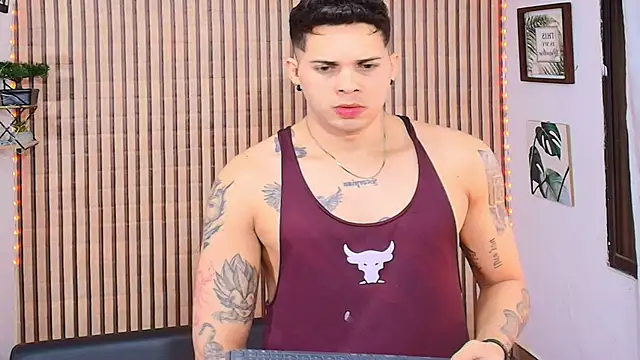 Snapshot of johan_speitzer chatting on 03-20-26, 02:16 johan speitzer online show from 03-20-26, 02:16