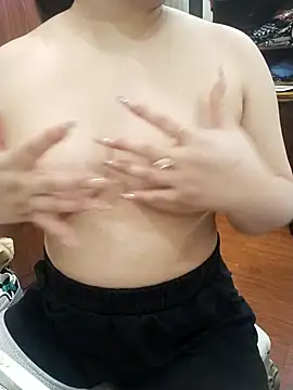 Lylyoh online show from 03-29-26, 01:38