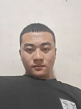 xiaocui06 online show from 03-22-26, 11:35