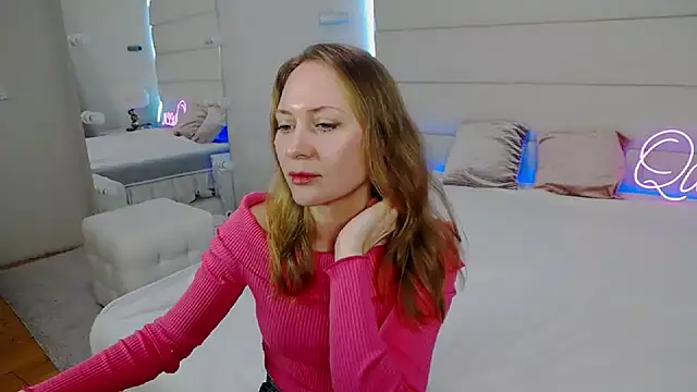 Snapshot of KamilaLod chatting on 03-21-26, 02:20 KamilaLod online show from 03-21-26, 02:20