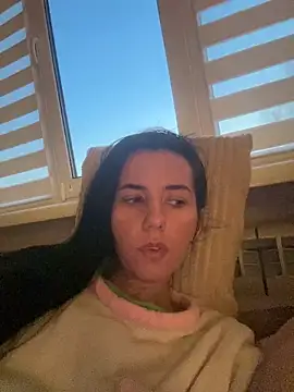 Snapshot of Oliviyaa_kiss_ chatting on 03-14-26, 04:45 Oliviyaa kiss online show from 03-14-26, 04:45