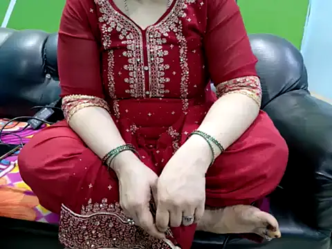 HouseWife4466 online show from 03-10-26, 05:12