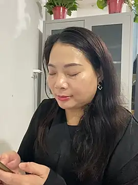 yu19988 online show from 04-08-26, 01:16