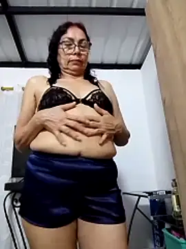 Snapshot of HOT_LATINA20 chatting on 03-27-26, 03:34 HOT LATINA20 online show from 03-27-26, 03:34