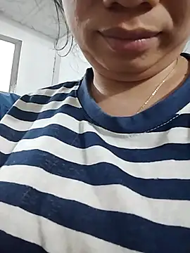 Ninakey999 online show from 03-11-26, 12:55