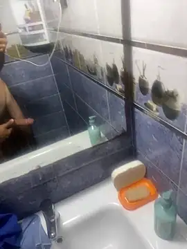 Snapshot of Achrafsad9i chatting on 03-22-26, 05:27 Achrafsad9i online show from 03-22-26, 05:27