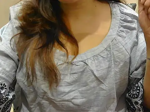 spicy Zara online show from 04-09-26, 04:12