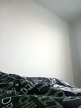 Puma818181 online show from 03-12-26, 05:24