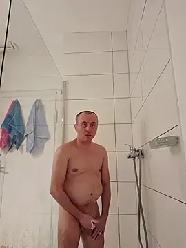 Snapshot of SuperMasaj42 chatting on 03-25-26, 07:09 SuperMasaj42 online show from 03-25-26, 07:09