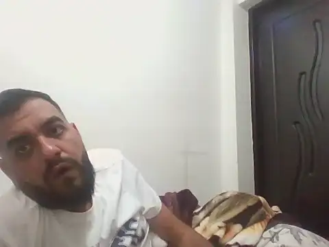 Snapshot of danyela99 chatting on 03-12-26, 02:23 danyela99 online show from 03-12-26, 02:23