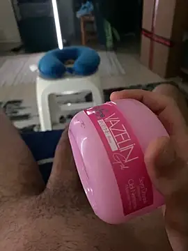 Snapshot of hardboii00 chatting on 04-11-26, 09:30 hardboii00 online show from 04-11-26, 09:30