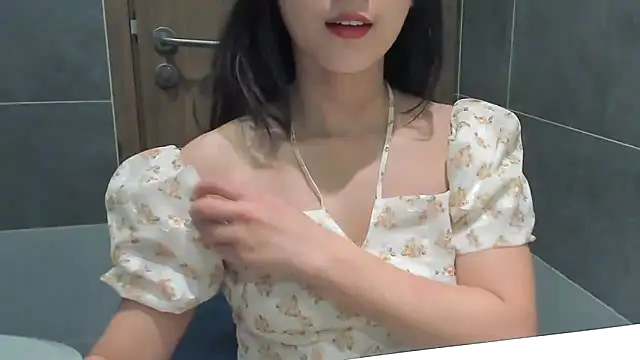 Snapshot of BabaeLust chatting on 09-30-25, 07:24 BabaeLust online show from 09-30-25, 07:24