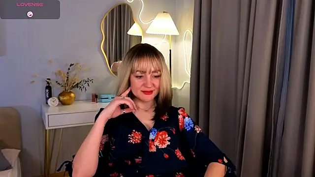 Oliiviaaa online show from 03-24-26, 08:19