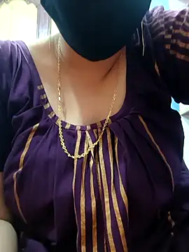 tulidas96778 online show from 04-09-26, 12:10