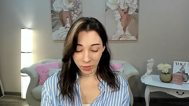 LeilaTaylors online show from 04-02-26, 06:11